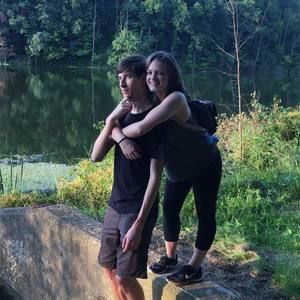 Meet your Posher, Alexis